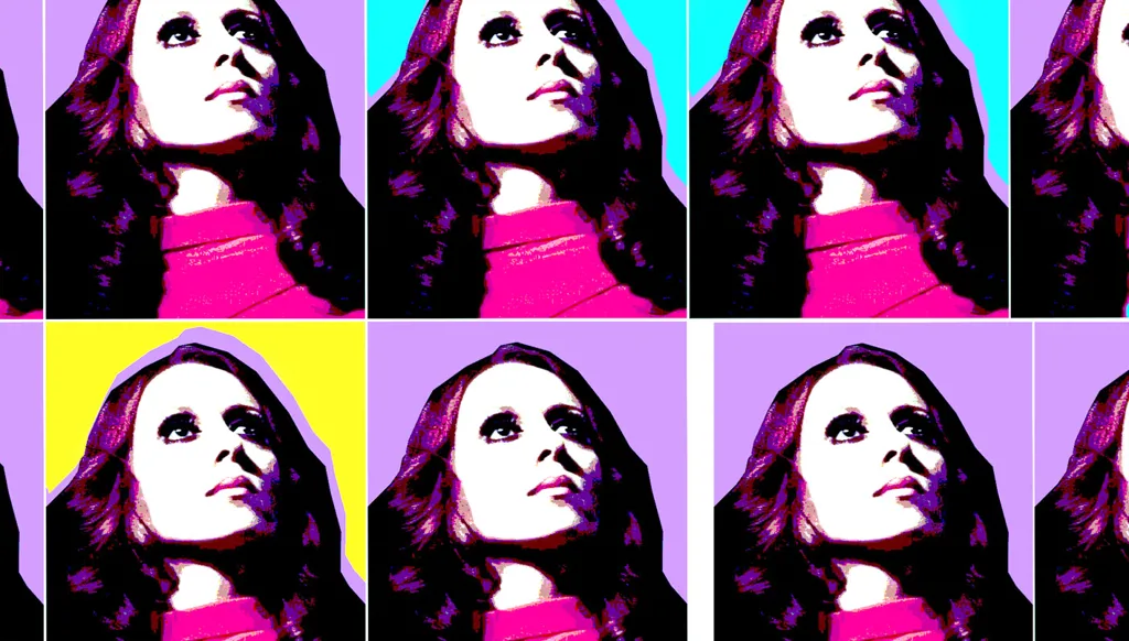 كل عام وأنتِ الصامدة