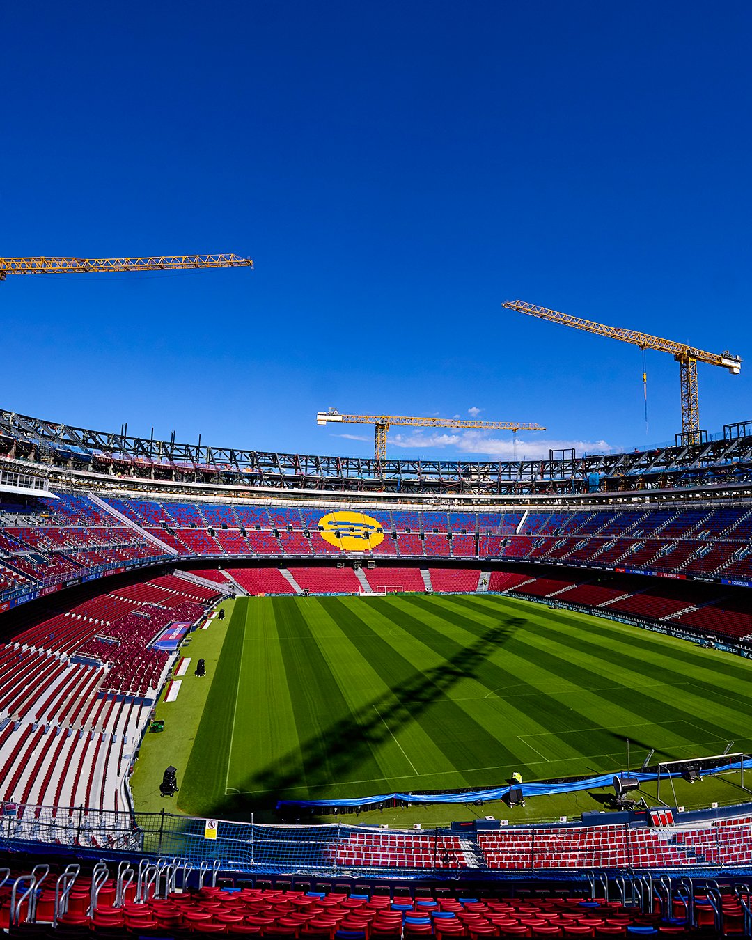 ملعب كامب نو. (وكالات)