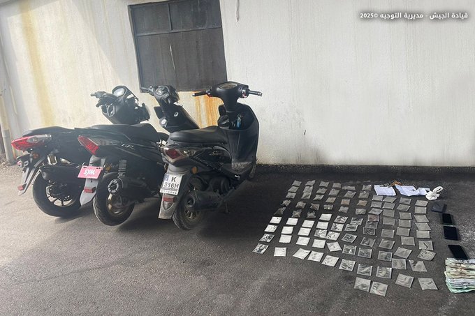 أسلحة ومخدرات ضمن المضبوطات (الجيش)