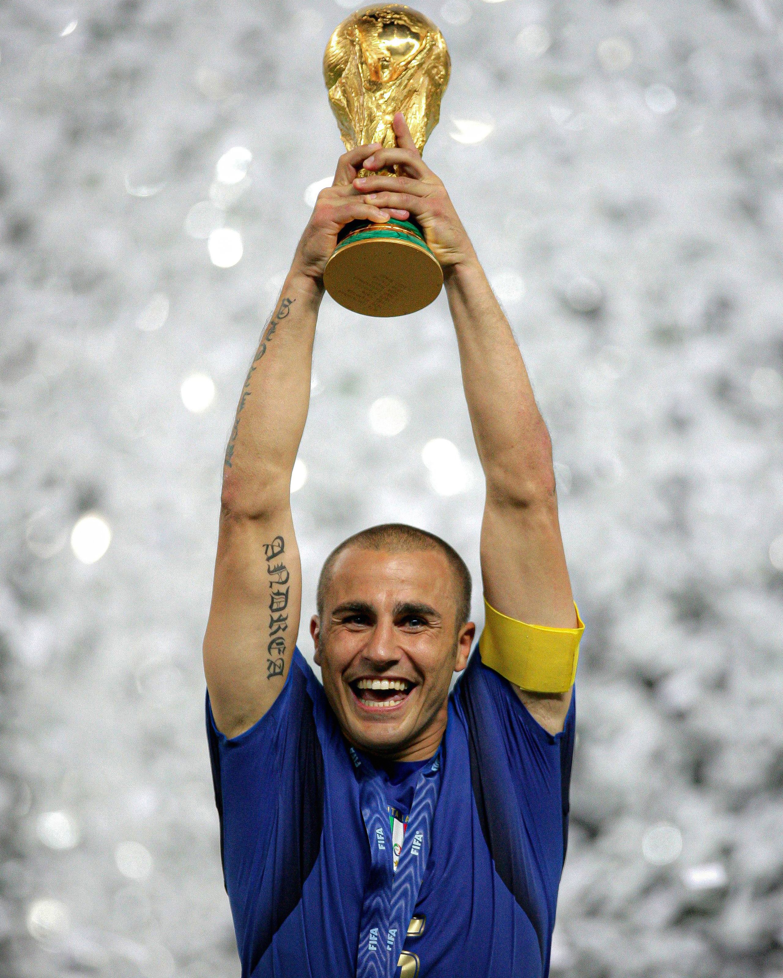 كانافارو بطل العالم مع منتخب إيطاليا عام 2006. (وكالات)
