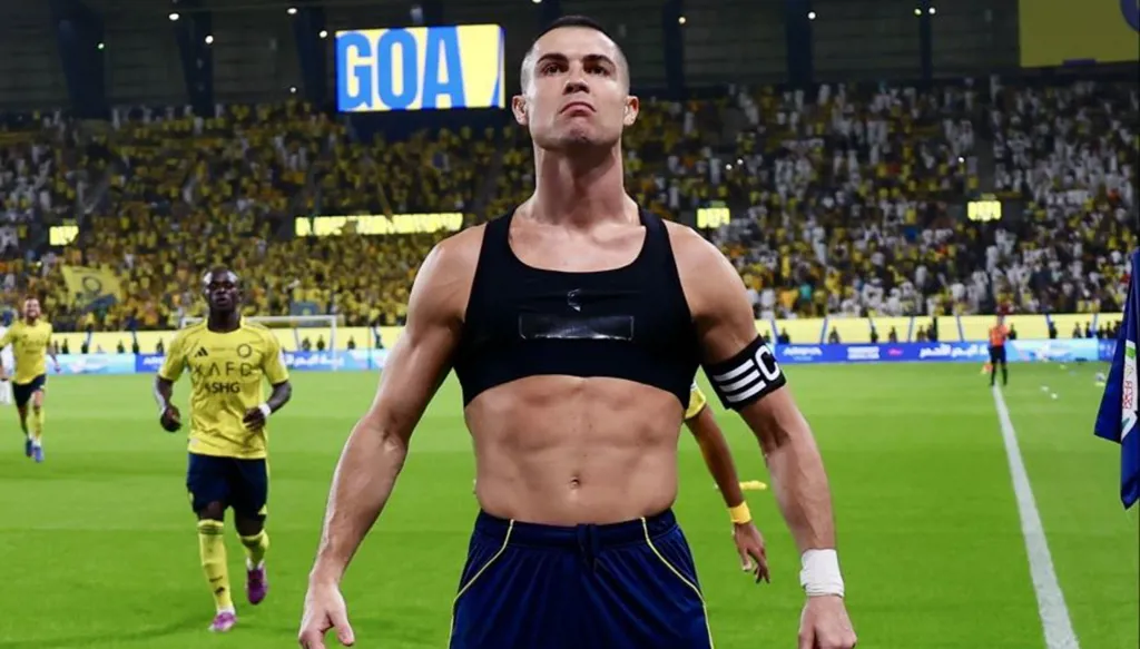 كم بطولة خسرها كريستيانو رونالدو مع النصر؟