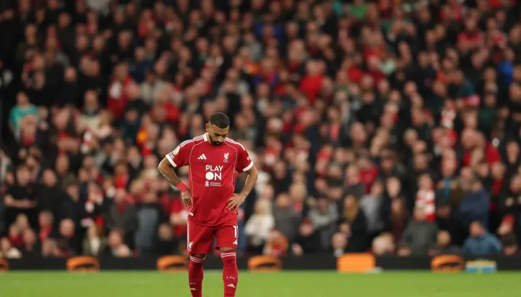 نجم ليفربول السابق يفتح النار على محمد صلاح: يجب ألا يبدأ أساسياً خارج "أنفيلد"