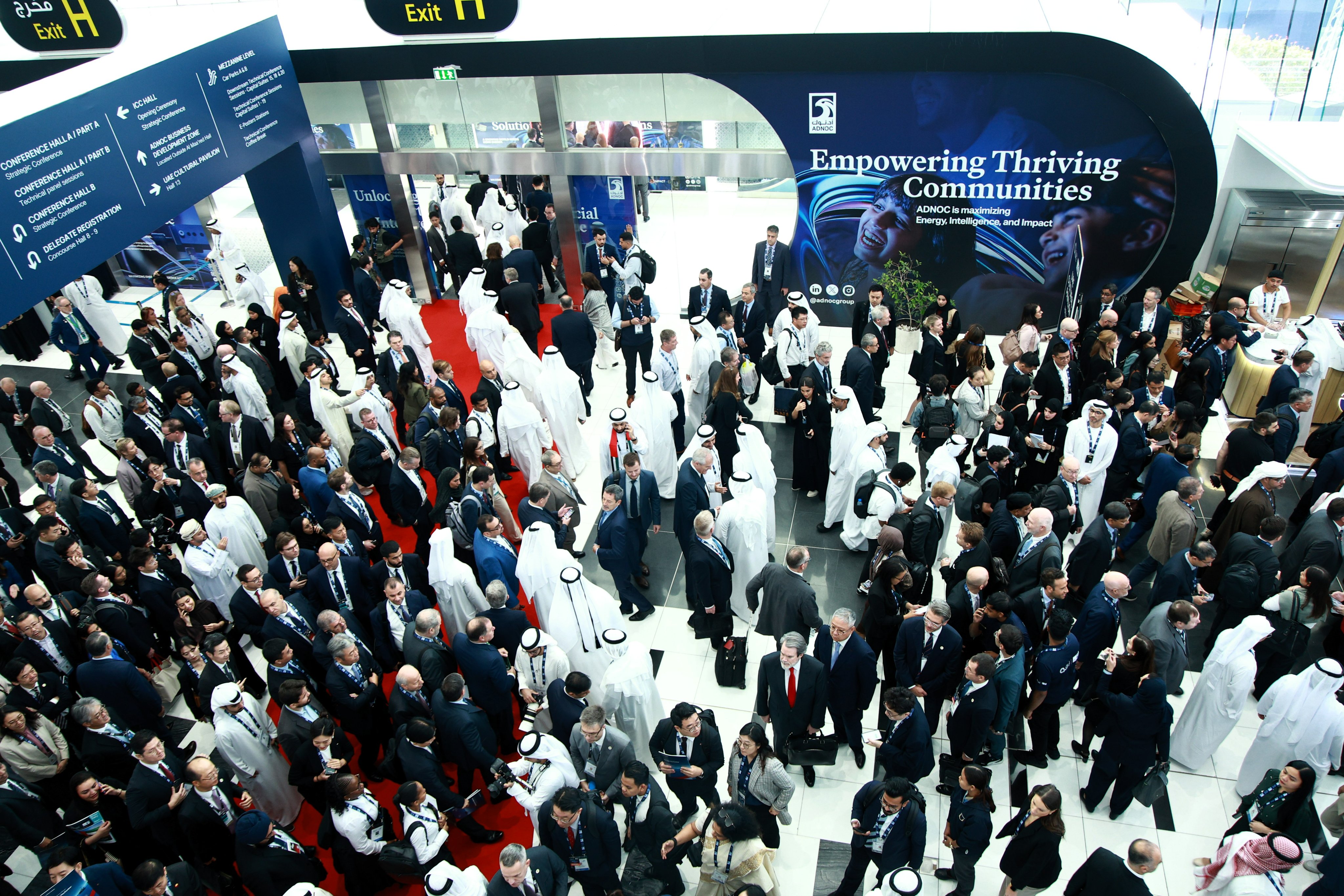 افتتاح مؤتمر ومعرض 