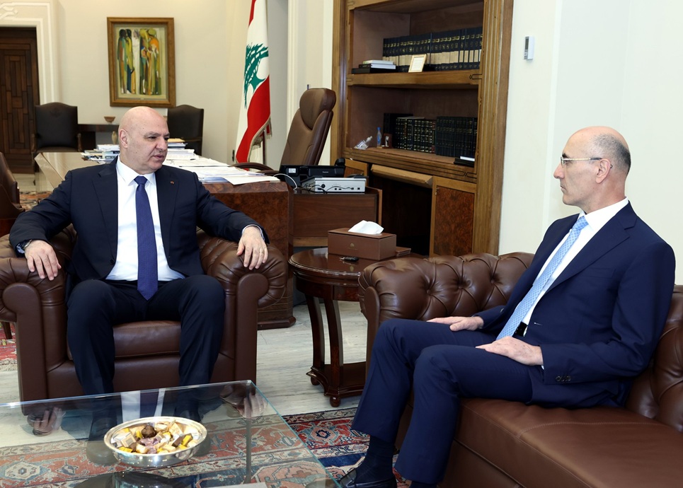 عون والحجار (الرئاسة اللبنانية)