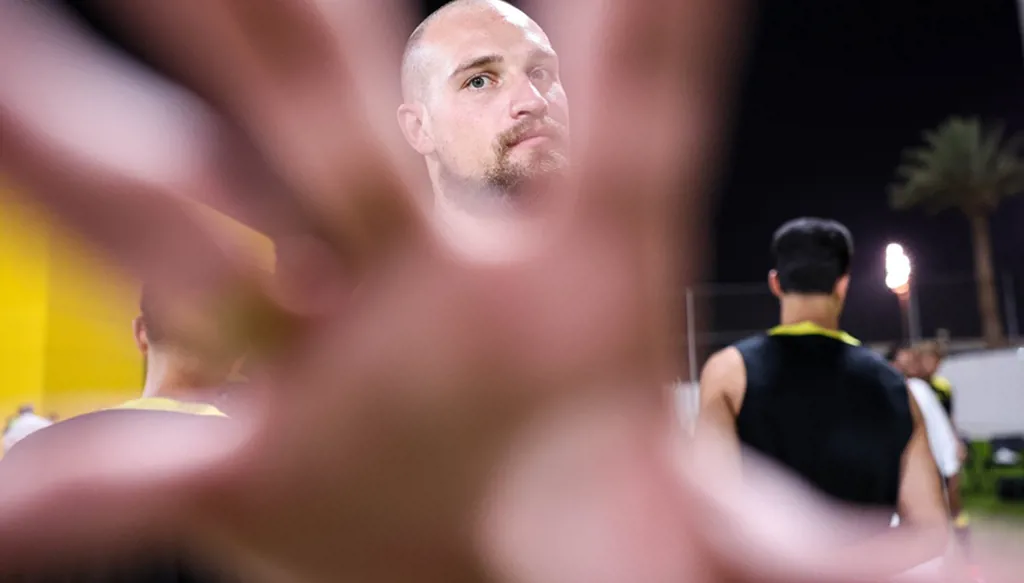 8-2 تتصدر الذاكرة... الاتحاد يسخر من الأهلي قبل "دربي جدة" (صور)