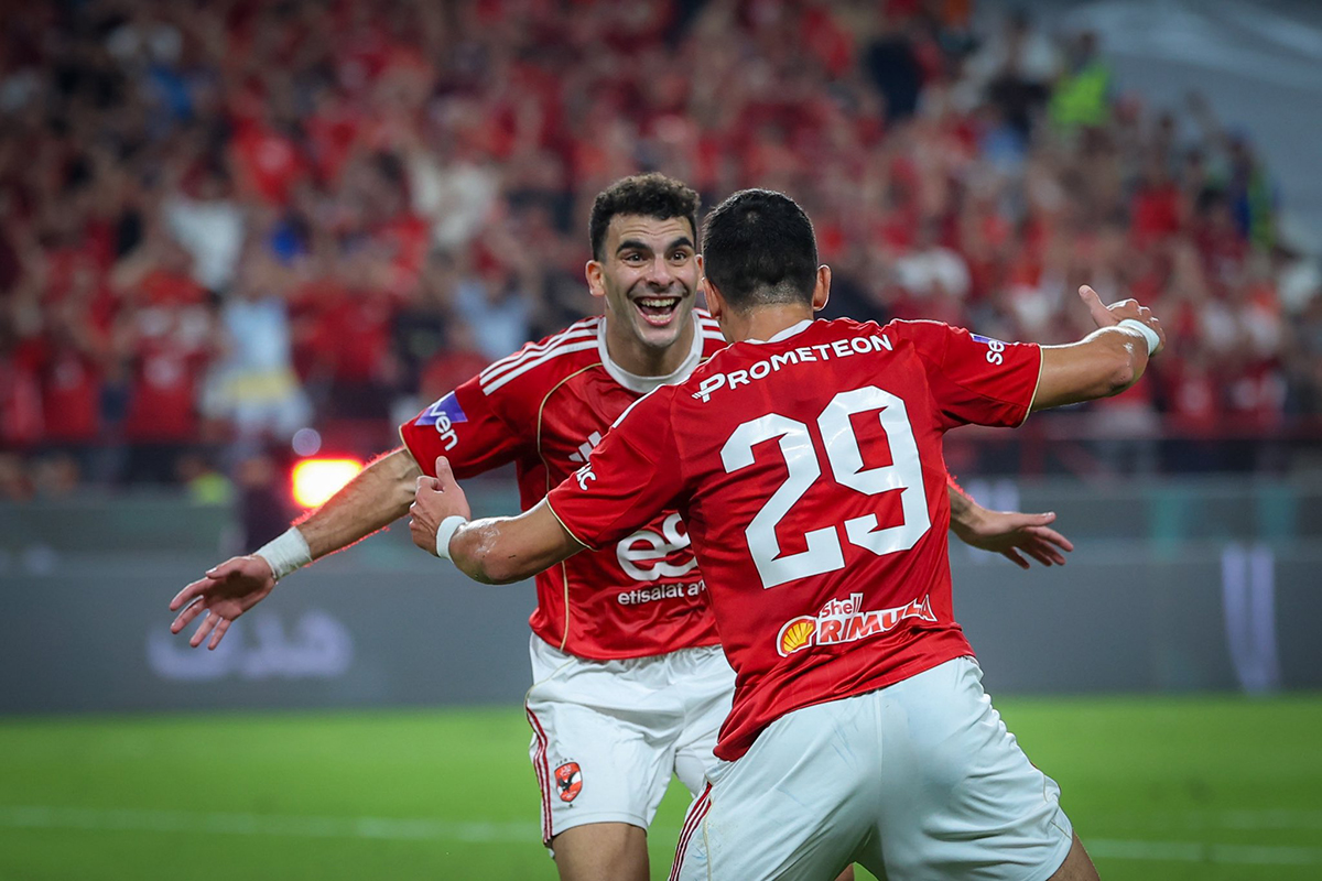 الأهلي يؤكد تفوّقه على الزمالك. (وكالات)