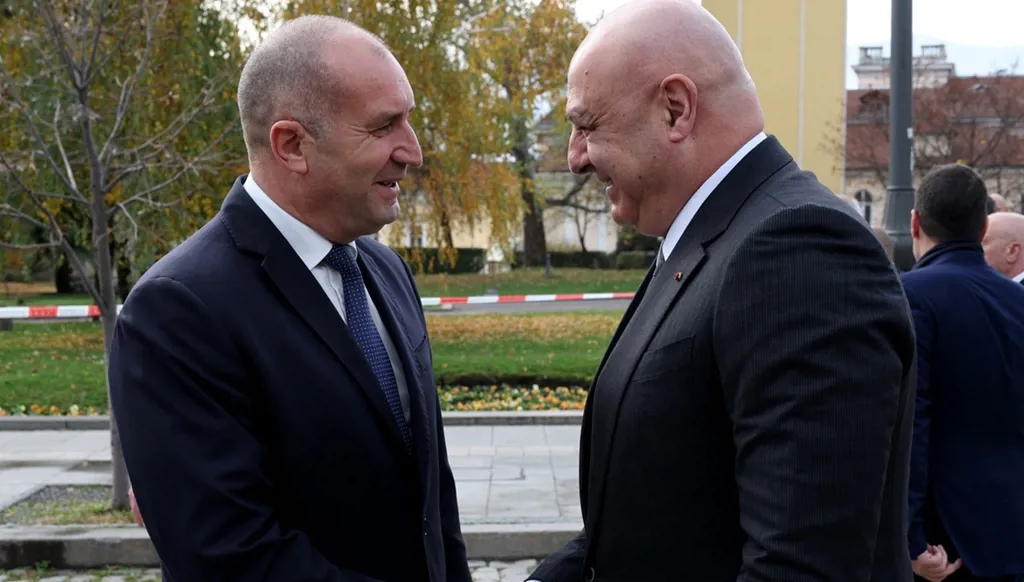 الرئيس عون في مؤتمر مشترك مع الرئيس البلغاري: زيارة للتاريخ... وعلى الجيش أن يفرض السيادة كاملة!