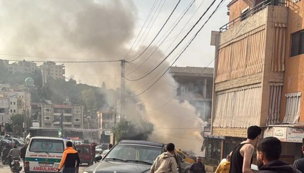 هل استهدف الجيش الإسرائيلي سيارة في تول جنوبي لبنان؟