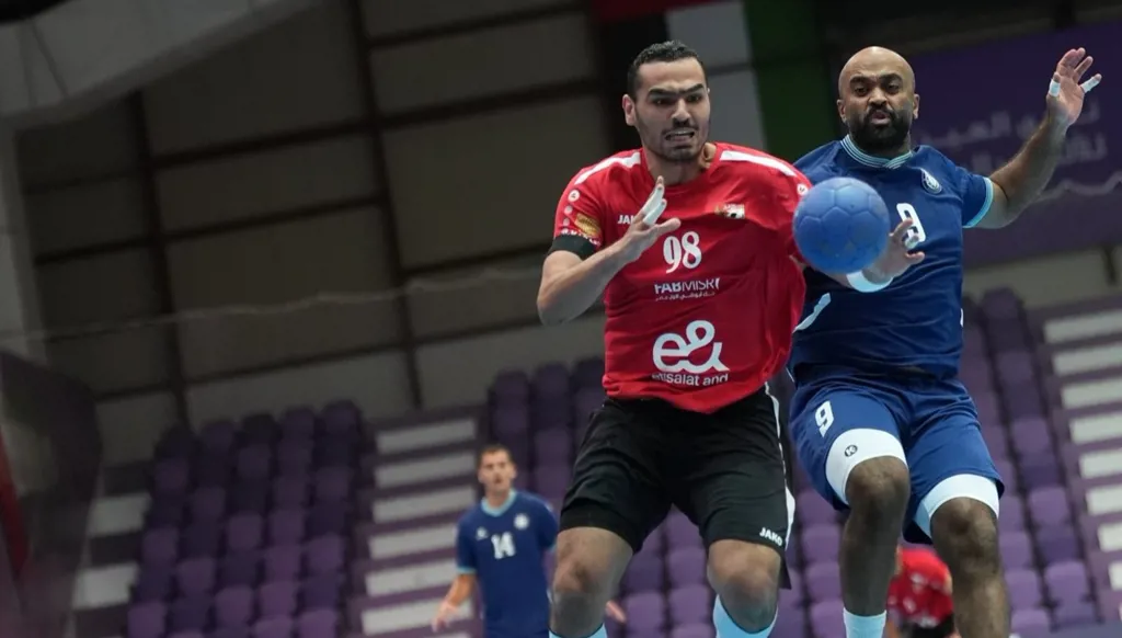 بالصور: السوبر المصري في "يد" الأهلي