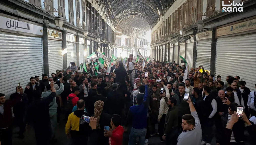 بمناسبة ذكرى انطلاق معركة "ردع العدوان"... فعاليات شعبية في مختلف المحافظات السورية (صور وفيديو)