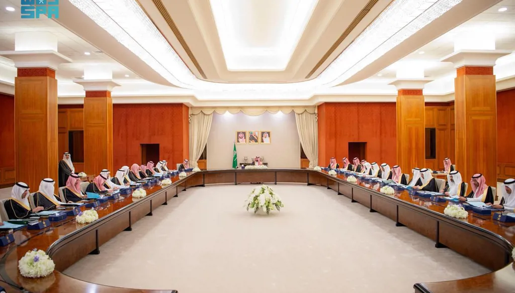 بعجز متوقع يبلغ 44.1 مليار دولار... السعودية تقر ميزانية 2026