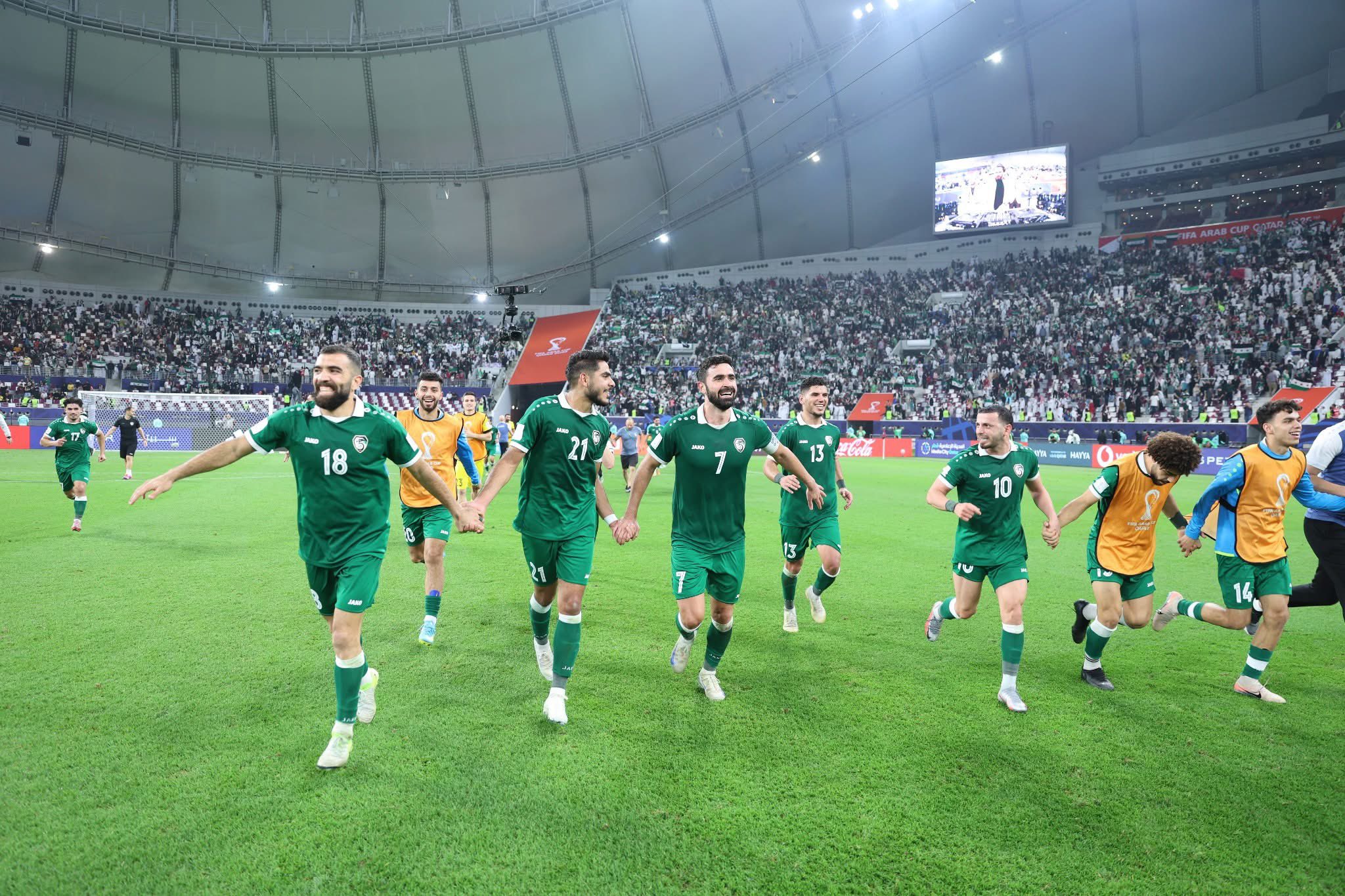 لاعبو سوريا أمام قطر في كأس العرب. (إكس)