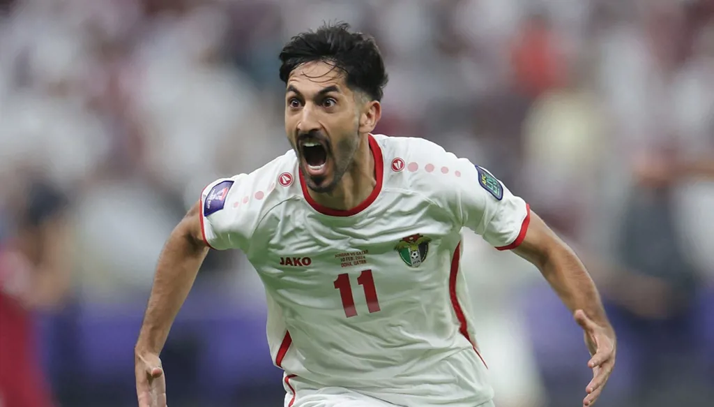 الأهلي المصري يقترب من خطف خدمات يزن النعيمات