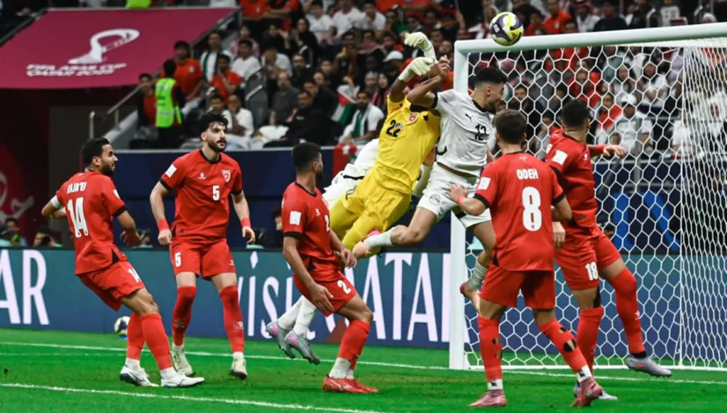 علاء مبارك ينتقد المشاركة المصرية في كأس العرب