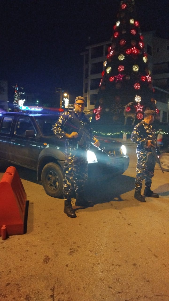 قوى الامن تواكب ليلة الميلاد (اكس)