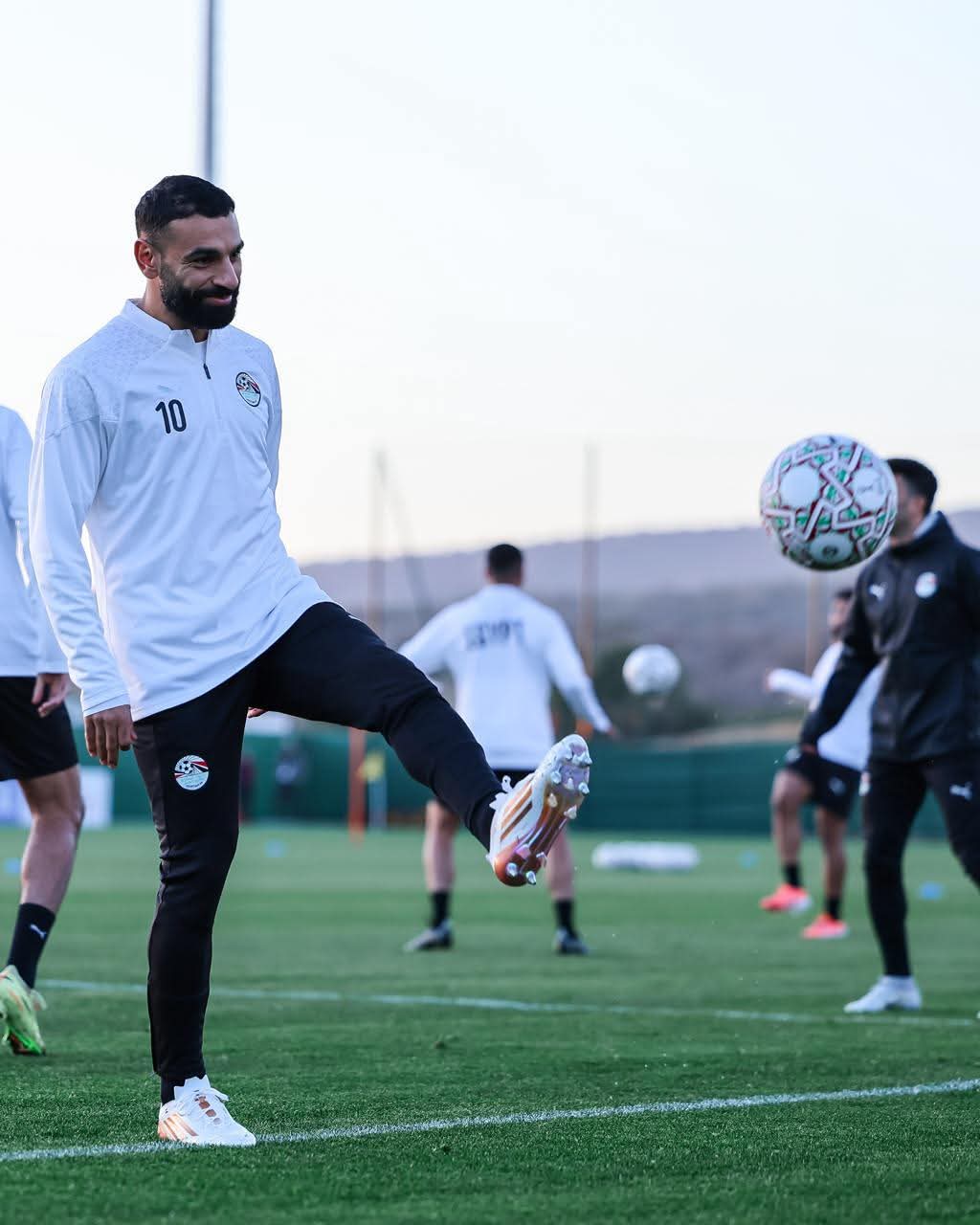 محمد صلاح خلال تمارين المنتخب المصري. (وكالات)