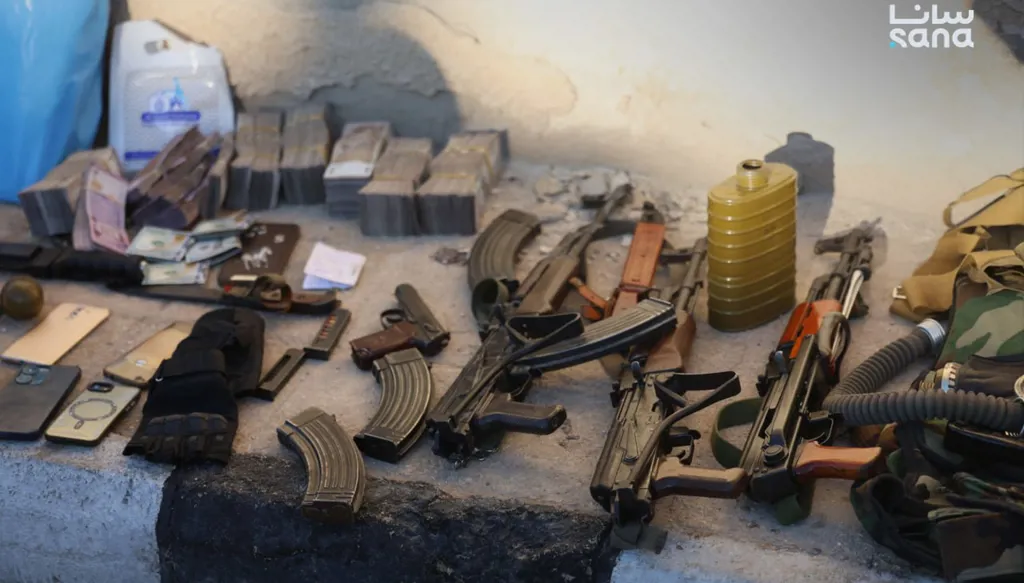 بالصور... تفكيك خلية لـ"داعش" في عملية أمنية بريف دمشق