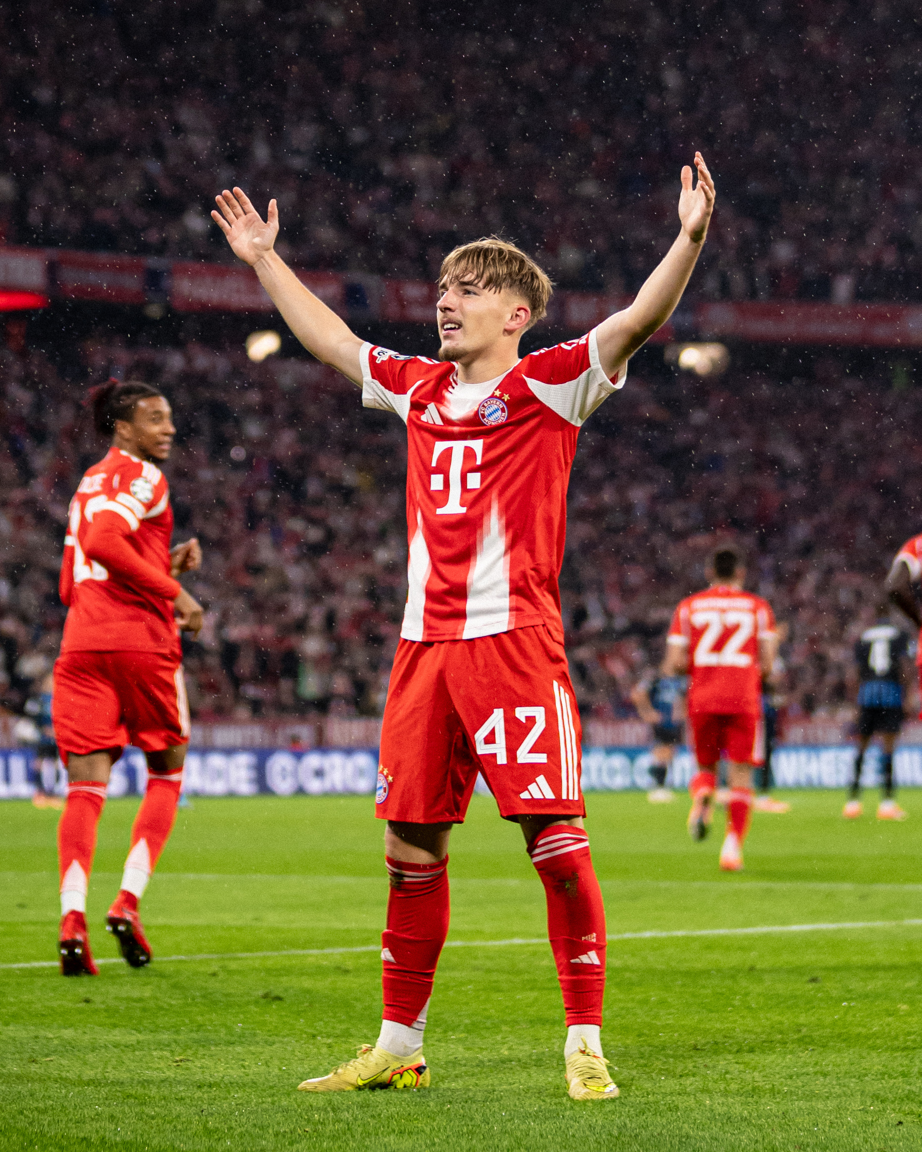 الألماني لينارت كارل. (وكالات)