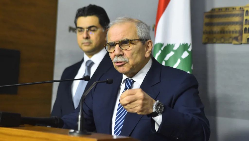 إصرار سلام يتجاوز المعارضات والتصويت "أبغض الحلال"... ولادة قانون الفجوة واشتداد حملات شيعية على الحكومة