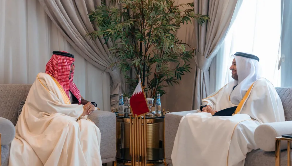 لقاء قطري- سعودي... وبحثٌ في الملف اللبناني