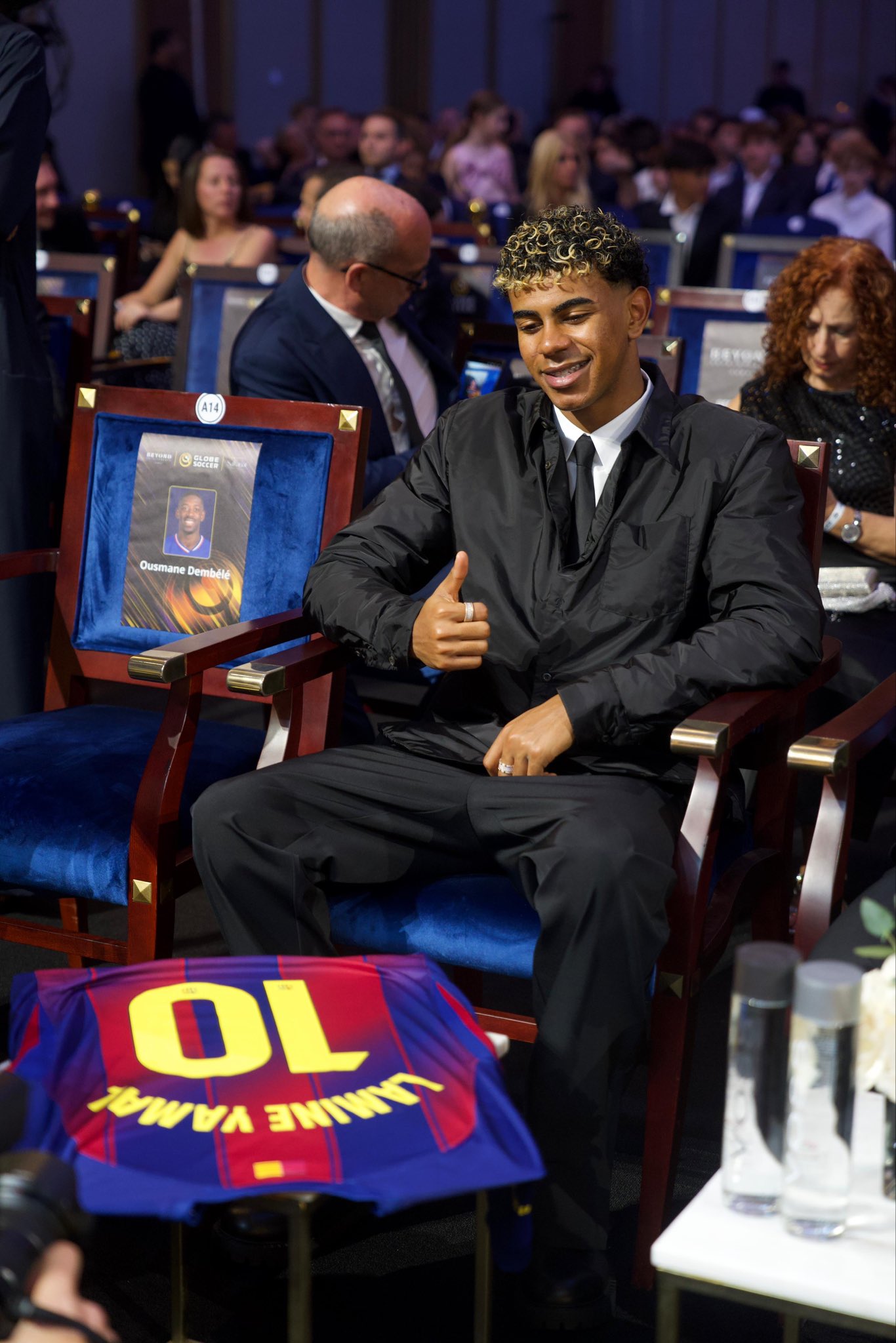 لامين يامال في الحفل. (إكس)