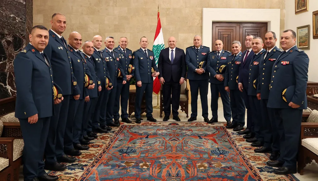 عون لوفد قيادة الجيش: التاريخ سيشهد أنّكم أنقذتم لبنان في الماضي وستنقذونه في الحاضر
