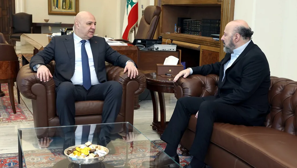 سلسلة لقاءات لعون في قصر بعبدا... سلاح الحزب، الفجوة المالية، والانتخابات على الطاولة