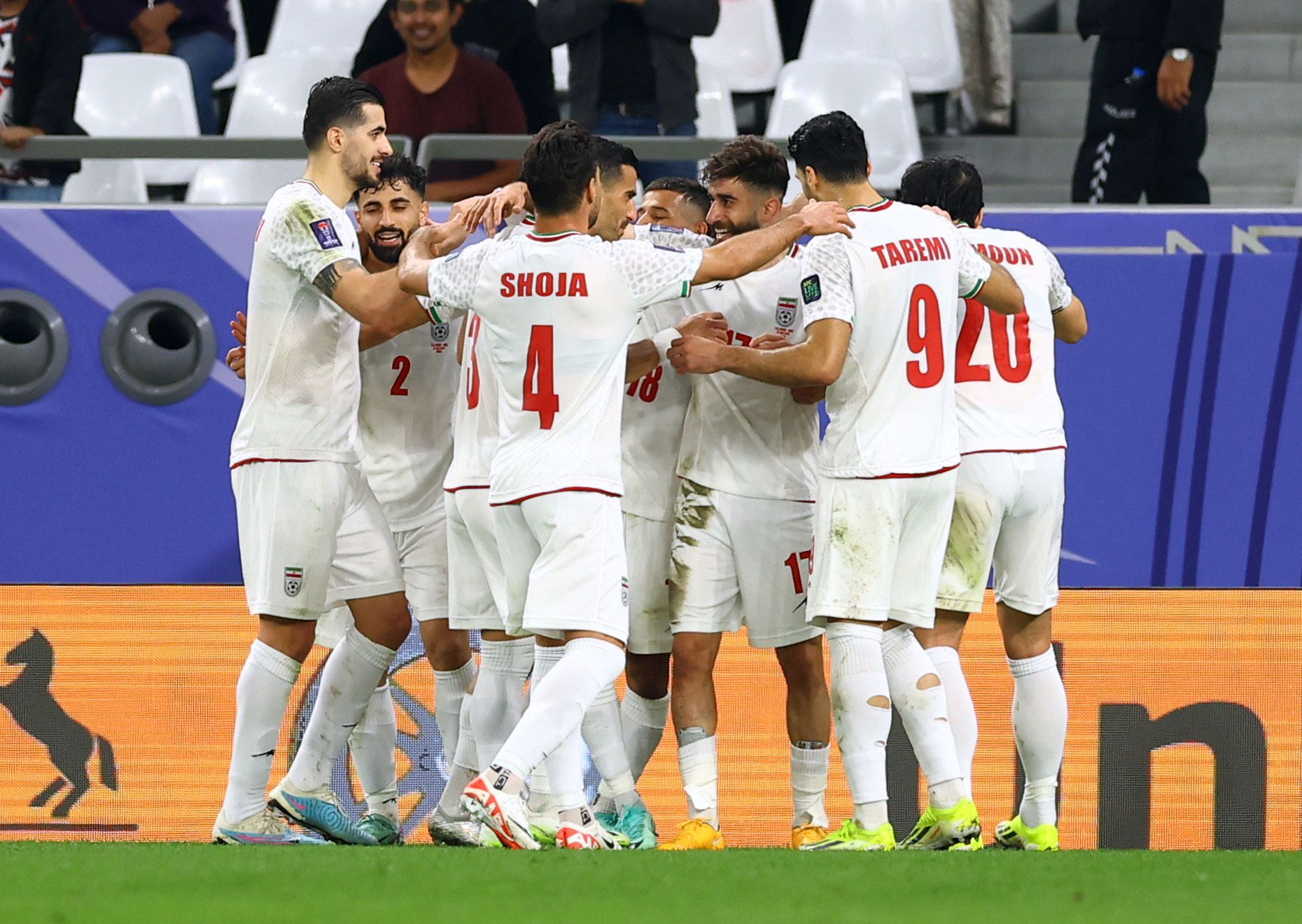 لاعبو منتخب إيران. (وكالات)