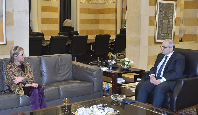 نواف سلام وجينين هينيس-بلاسخارت (رئاسة الحكومة).