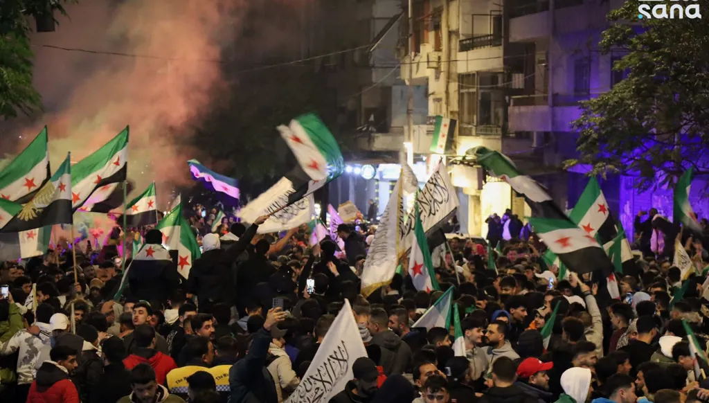 سوريا ترحب بإلغاء "قانون قيصر" والشارع يحتفل… دمشق: خطوة تاريخية تفتح باب التعافي الاقتصادي