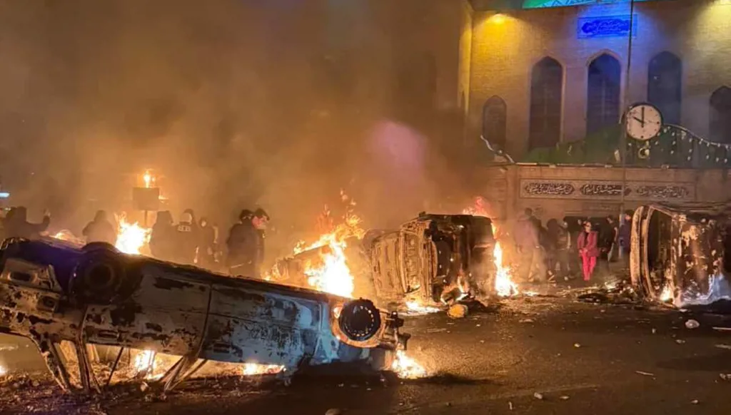 صورة متداولة على إكس لاحتجاجات إيران.