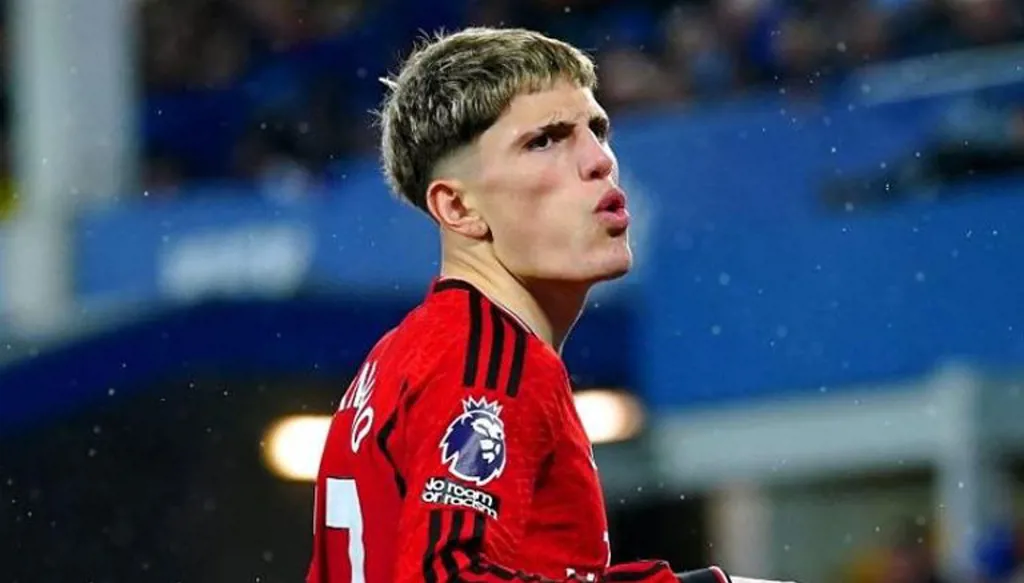 أموريم يتغنى بتطور غارناتشو في مانشستر يونايتد