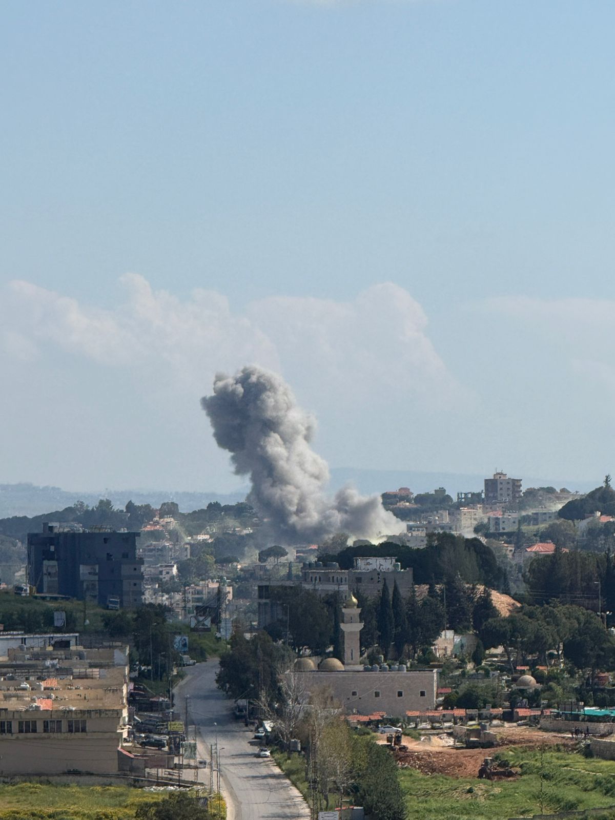 غارة إسرائيلية عنيفة في بلدة النبطية الفوقا اليوم الأربعاء في 29 نيسان/أبريل 2026 (صورة متداولة)