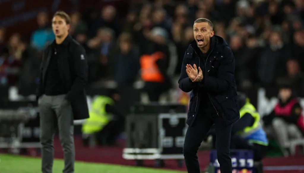 إقالة غاري أونيل من تدريب ولفرهامبتون