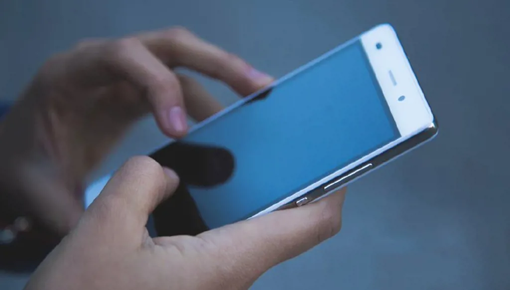 30 عاماً سجناً لفنزويلية... والسبب: رسالة "واتساب" ضد مادورو