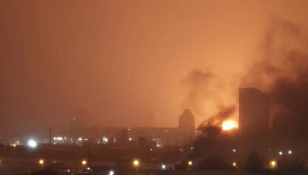 قتيل و15 جريحاً جراء ضربات روسية على أوكرانيا