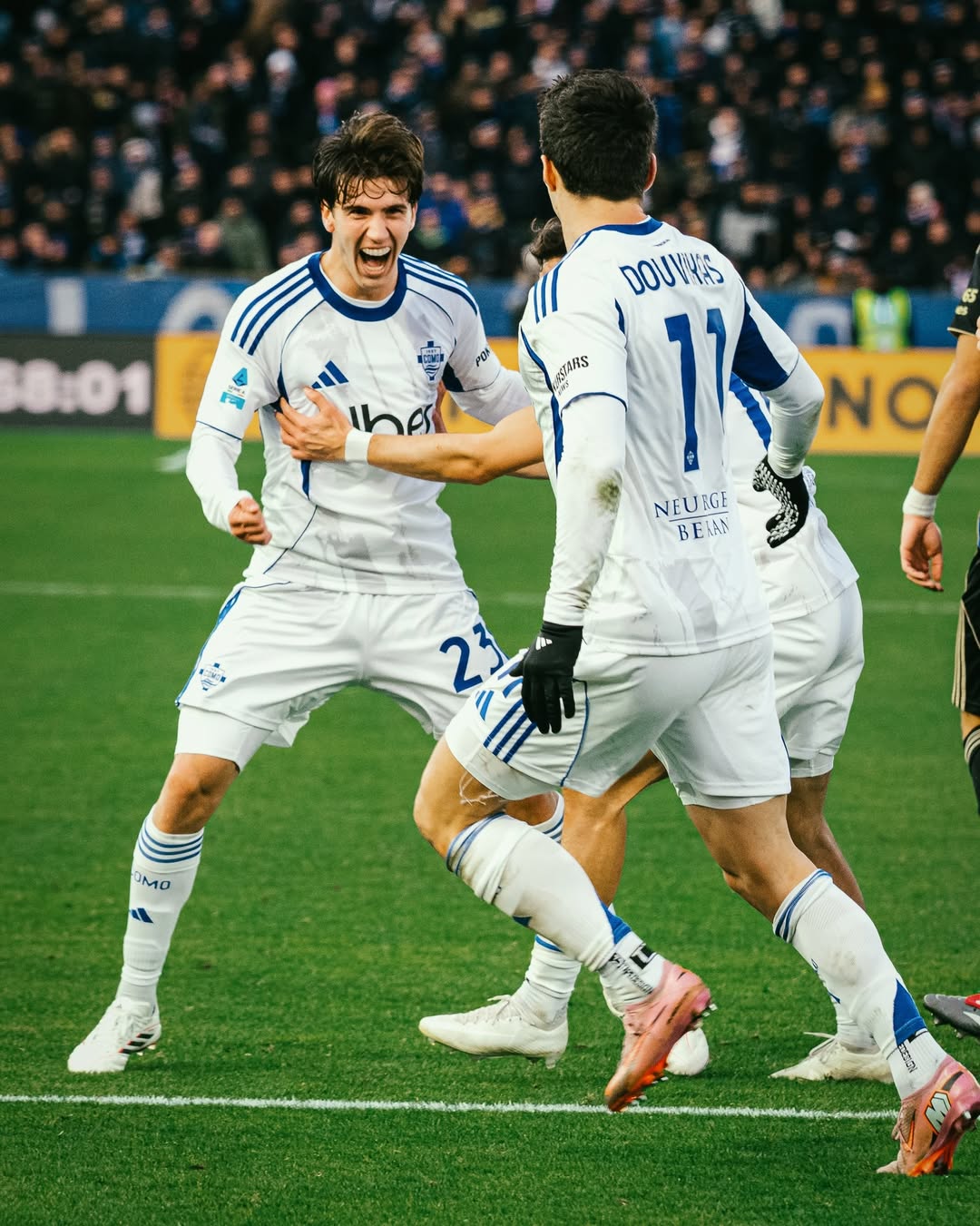 كومو يقدّم موسماً استثنائياً. (وكالات)