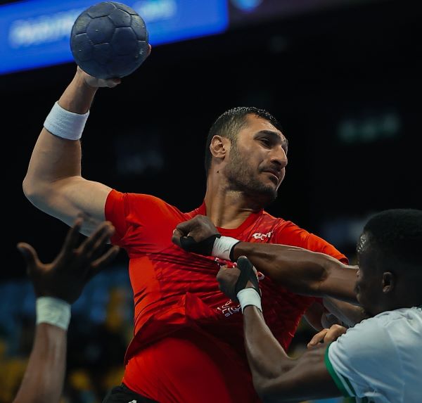 مصر إلى نصف نهائي بطولة أفريقيا لكرة اليد. (حساب الاتحاد المصري على إكس)