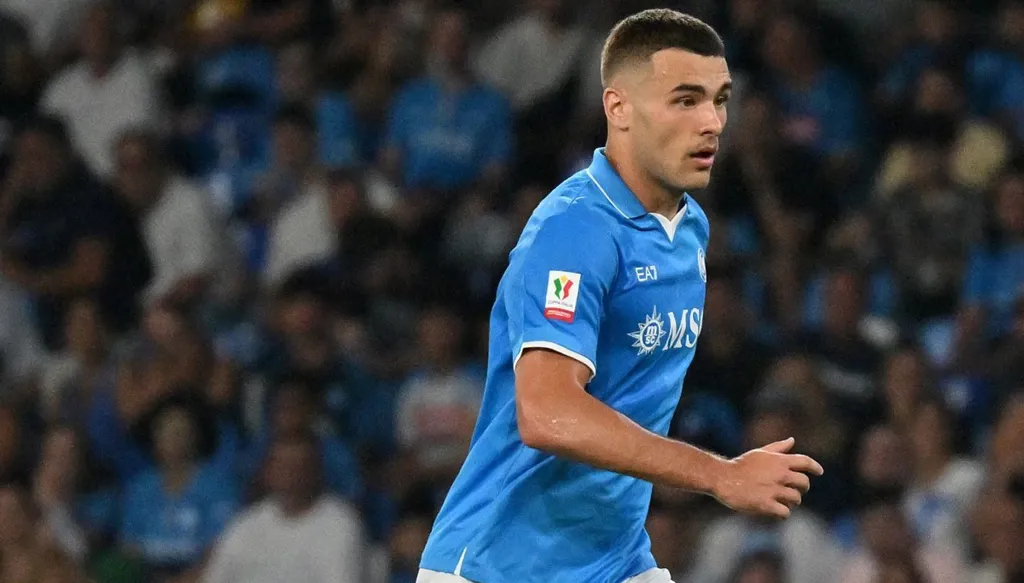 إصابة جديدة تزيد أوجاع نابولي