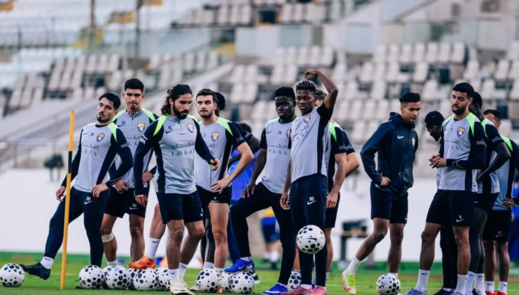 جماهير الإمارات على موعد مع قمة نارية بين العين والوحدة