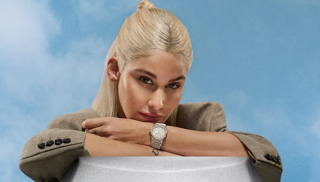 نور عريضة المرأة العربية الوحيدة في الحملة العالميّة لعلامة أوديمار بيغيه (صور وفيديو)