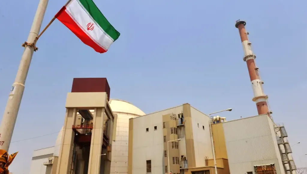 روسيا تعتزم إعادة طاقمها إلى محطة بوشهر النووية
