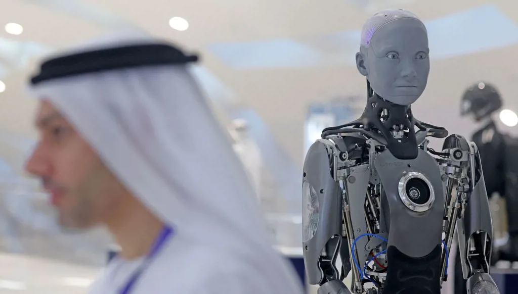 الإمارات تتفوق في أنظمة الذكاء الرقمي نحو المستقبل