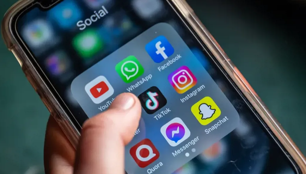 هدوء حملة ضد مسؤول أمني سابق في الأيام الأخيرة