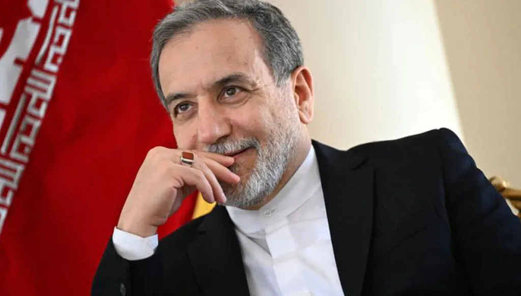 عراقجي في باريس... بحثٌ في البرنامج النووي وقضية الإيرانية إسفندياري