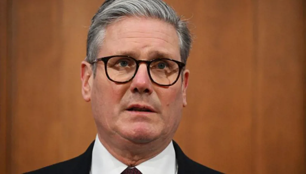 البرلمان البريطاني يصوّت ضد فتح تحقيق مع ستارمر في قضية ماندلسون