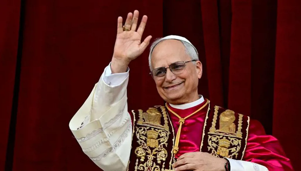 بابا الفاتيكان يندد بقتل المحتجين في إيران ويؤكد رفضه للحرب