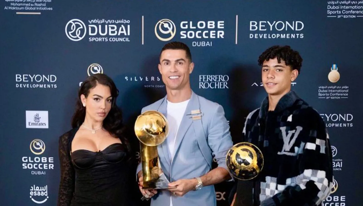 رونالدو الابن يكتب اسمه بأحرف من ذهب