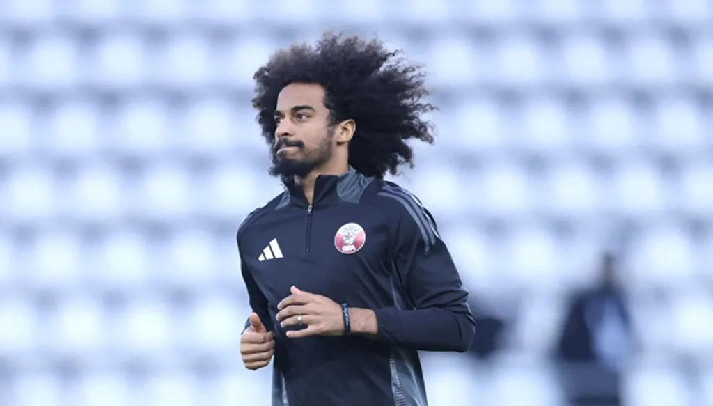 مدرب قطر يشيد بأداء عفيف ويعترف بالخطأ في مباراة عمان