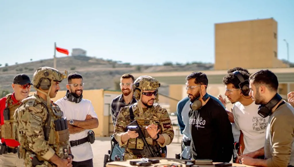 الأمير الحسين "يفرض" تحدياً استثنائياً على "النشامى" (صور)